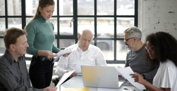 Pourquoi rejoindre un cercle de leaders peut transformer votre carrière : l’impact d’un réseau de qualité